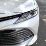 Наклейка на украшение бровей автомобиля для Toyota Camry 2018+ (черное)