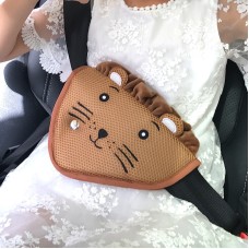 Car Child Seat Belt Adjusting and Fixing Device Buttons Seat Belt Anti-strangulation Shoulder Cover, Style:Mesh Fabric Lion