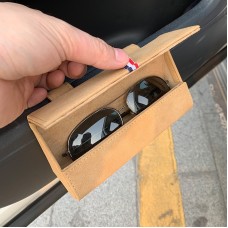 530 Car Glasses Storage Bag Glasses Box (Beige)