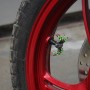 2 ПК Универсальный паук -форма автомобильной моторной велосипедной шины -клапаны (зеленый)